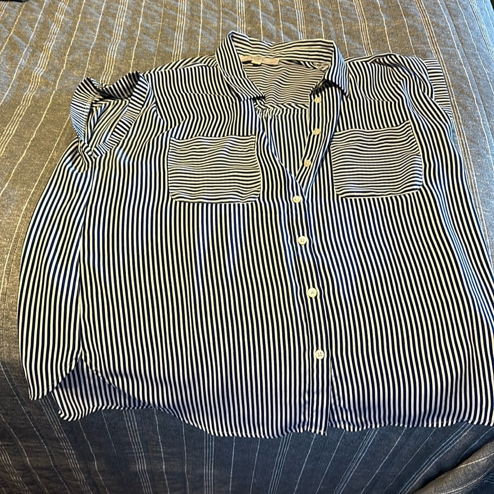 Women’s dress shirt
